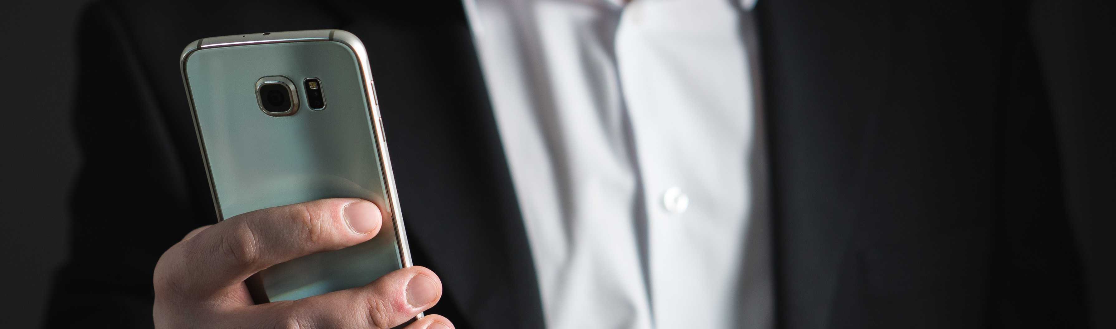 2 telefono movil hombre